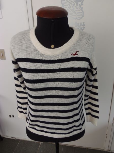 BLUSA HOLLISTER  TAMANHOS  PP